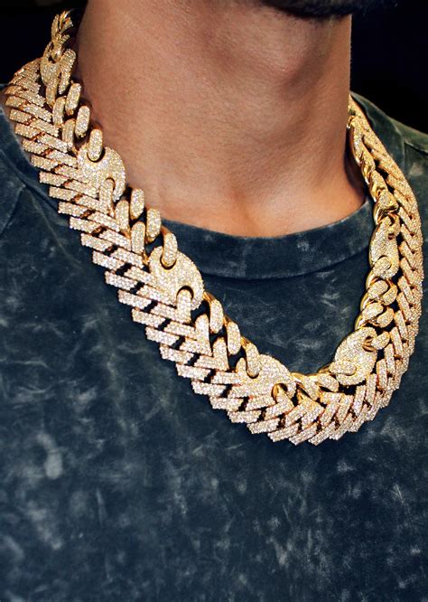 gucci chain cuban link